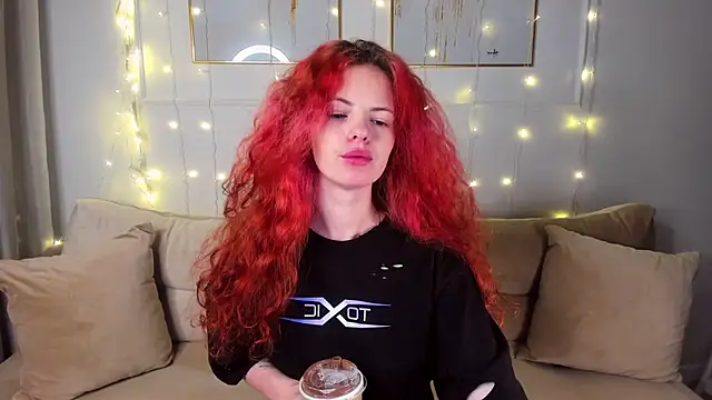 Snapshot of RubyAttwood chatting on 8, 3, 2025 RubyAttwood online show from 8, 3, 2025