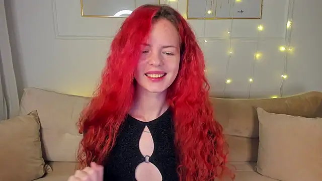 Snapshot of RubyAttwood chatting on 12, 3, 2025 RubyAttwood online show from 12, 3, 2025