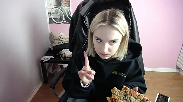 viktoria lovely online show from 26, 3, 2026