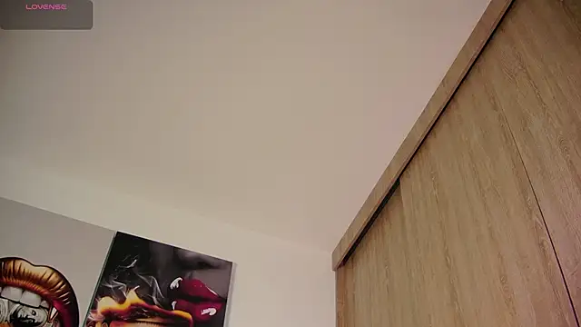 aidaadams online show from 17, 9, 2025