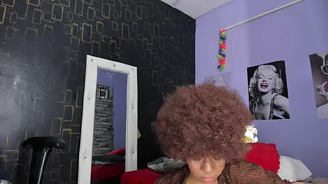 Alika01 online show from 7, 2, 2025