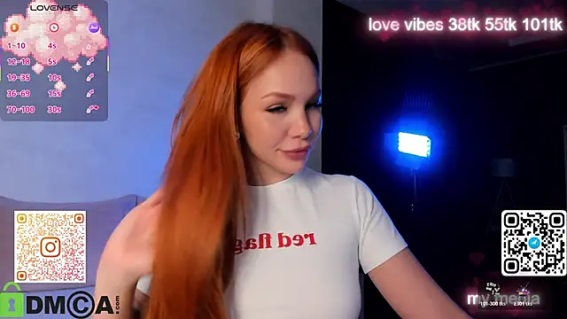 Snapshot of Tracy-Taylor chatting on 29, 11, 2025 Tracy-Taylor online show from 29, 11, 2025