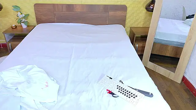 Mrs booty online show from 7, 10, 2025