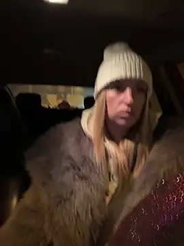 StasyWood online show from 1, 2, 2026