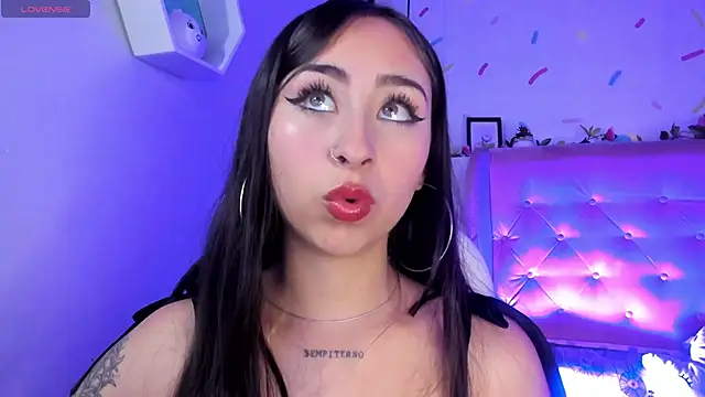  cloe martinez online show from 21, 3, 2025