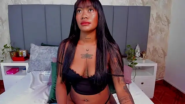 Snapshot of JulianaMiller chatting on 25, 9, 2025 JulianaMiller online show from 25, 9, 2025