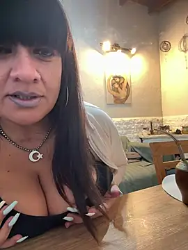 Snapshot of Sensualmente333 chatting on 29, 6, 2026 Sensualmente333 online show from 29, 6, 2026