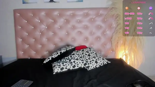 Snapshot of paulinasaeEnz chatting on 17, 11, 2025 paulinasaeEnz online show from 17, 11, 2025