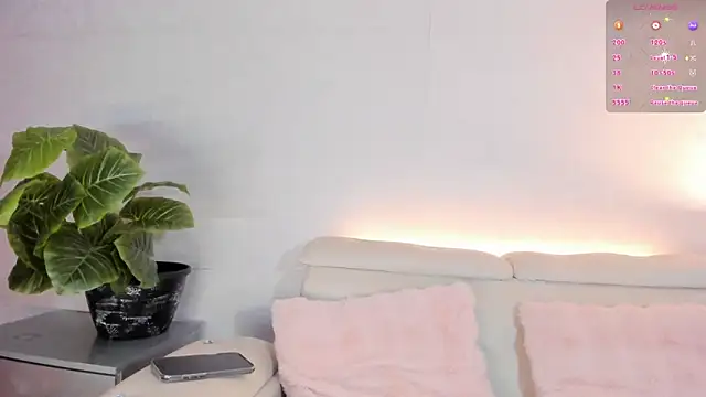 paulinasaeEnz online show from 10, 4, 2026