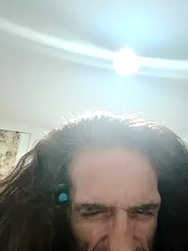 Sluckkkbigdk online show from 18, 4, 2026