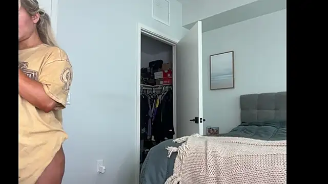 ElenaErickson online show from 25, 2, 2026