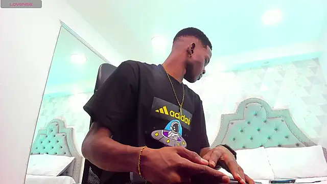 JacksonMuller  online show from 3, 1, 2025