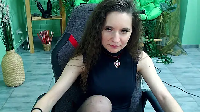 Miss Barbara  online show from 18, 3, 2025