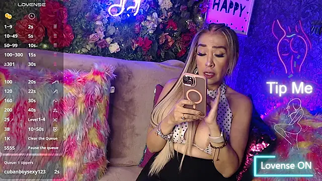 Snapshot of EvelinaGrey chatting on 3, 2, 2025 EvelinaGrey online show from 3, 2, 2025