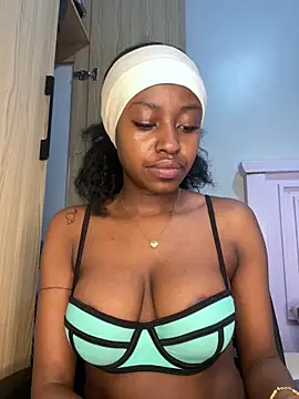 hot daily online show from 7, 10, 2025