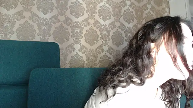 Louise Lavender online show from 8, 3, 2025