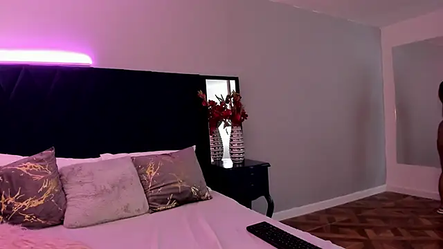 Snapshot of KattyPortman chatting on 26, 1, 2025 KattyPortman online show from 26, 1, 2025