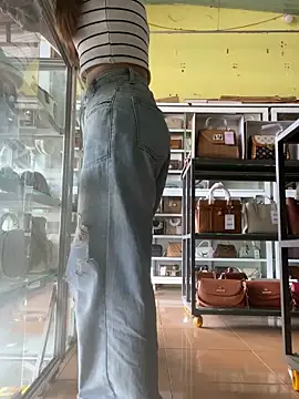 Rosa 998 online show from 4, 11, 2025