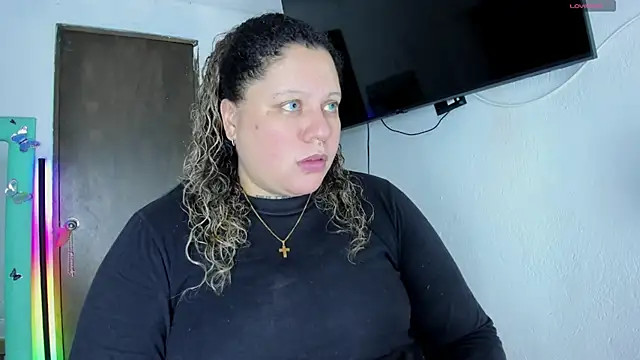 Snapshot of mariana_maze chatting on 3, 12, 2024 mariana maze online show from 3, 12, 2024