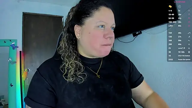 Snapshot of mariana_maze chatting on 6, 12, 2024 mariana maze online show from 6, 12, 2024