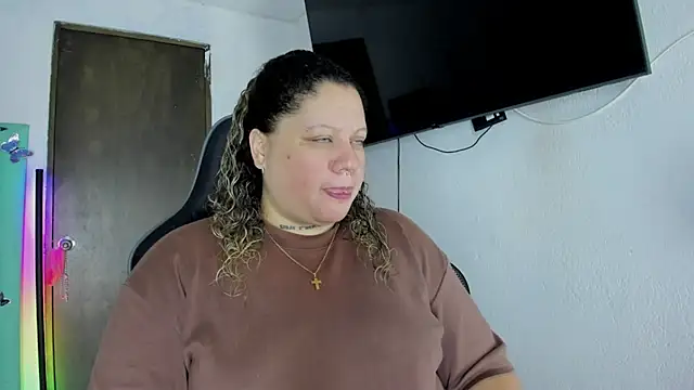 Snapshot of mariana_maze chatting on 10, 12, 2024 mariana maze online show from 10, 12, 2024