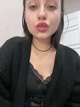 Snapshot of ellie_ssexy chatting on 31, 12, 2024 ellie ssexy online show from 31, 12, 2024