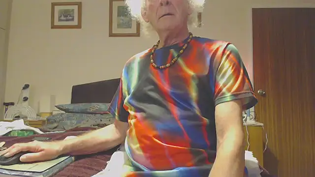 Snapshot of WaverlyKernow chatting on 22, 12, 2024 WaverlyKernow online show from 22, 12, 2024