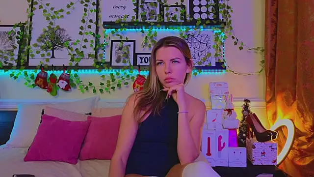 Real Tini online show from 12, 12, 2024