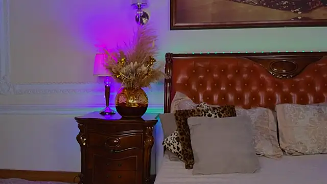 Real Tini online show from 8, 11, 2025