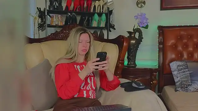 Real Tini online show from 20, 3, 2026