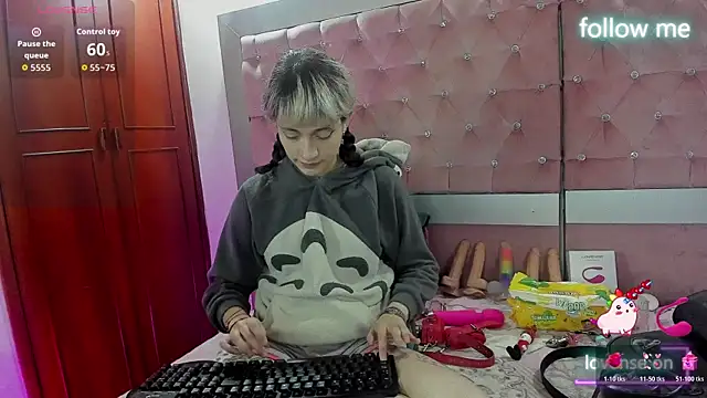 Snapshot of neeko_princes chatting on 24, 11, 2025 neeko princes online show from 24, 11, 2025