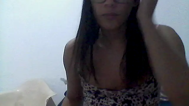 Snapshot of mariy_ chatting on 3, 10, 2025 mariy  online show from 3, 10, 2025