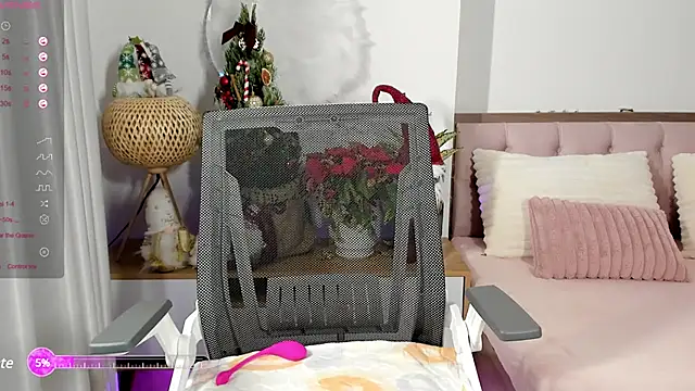  Joliie  online show from 24, 12, 2024