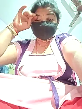 Hotmohni online show from 11, 12, 2024