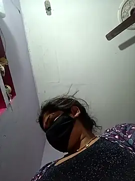 Hotmohni online show from 17, 3, 2025