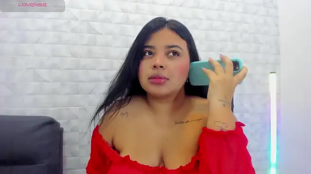 Emily cooper20 online show from 22, 3, 2025