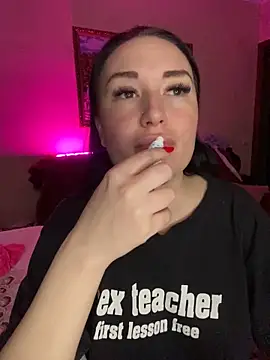 Roxana Bell online show from 23, 2, 2025