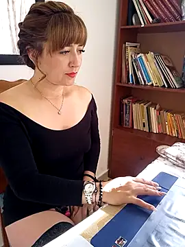 tata laima   online show from 15, 1, 2025