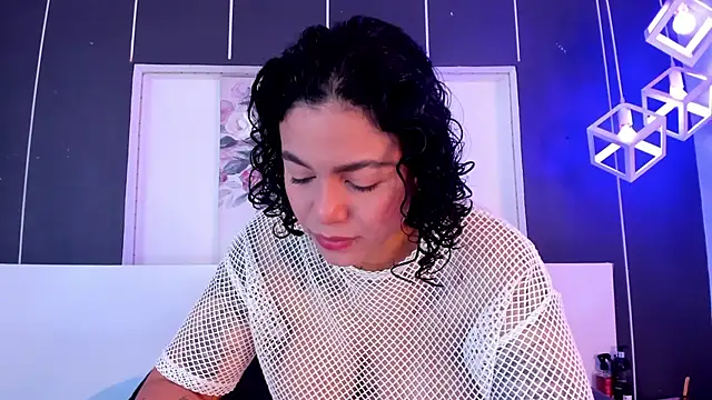 Snapshot of Alexxxholy chatting on 27, 1, 2025 Alexxxholy online show from 27, 1, 2025