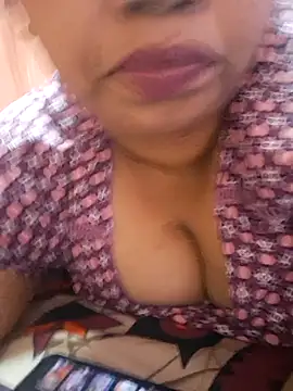 Snapshot of Ravina_patil1 chatting on 24, 9, 2025 Ravina patil1 online show from 24, 9, 2025