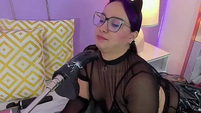 SophyRuiz  online show from 11, 2, 2026