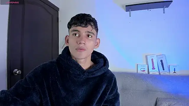 Snapshot of EstebanPerez_ chatting on 5, 2, 2025 EstebanPerez online show from 5, 2, 2025