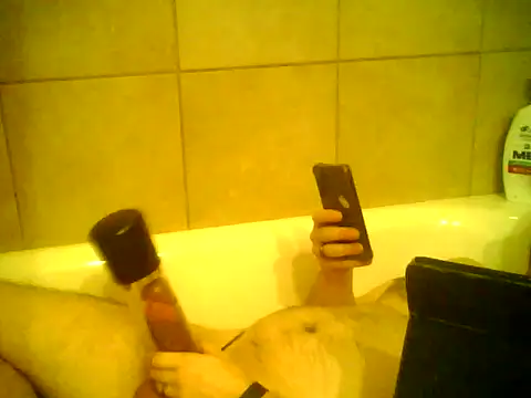 Billythekidd1978 online show from 15, 2, 2026