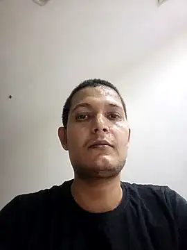 Snapshot of daddylove87 chatting on 12, 9, 2025 daddylove87 online show from 12, 9, 2025