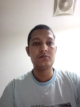 Snapshot of daddylove87 chatting on 14, 9, 2025 daddylove87 online show from 14, 9, 2025