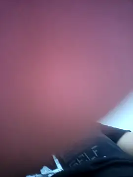 Snapshot of daddylove87 chatting on 23, 9, 2025 daddylove87 online show from 23, 9, 2025