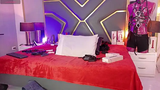 Scarlettt Ass online show from 5, 6, 2026