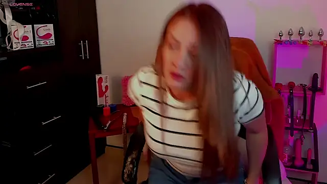 sara goodgirl13 online show from 19, 12, 2024