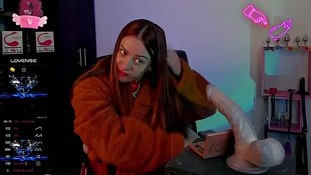 sara goodgirl13 online show from 14, 1, 2025