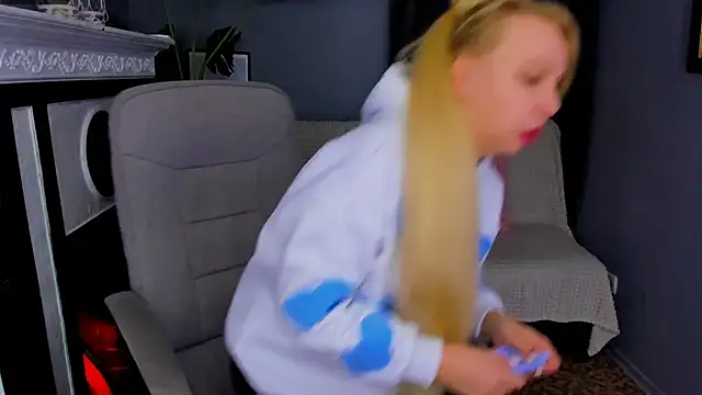 Snapshot of Anny_Jey_ chatting on 23, 1, 2025 Anny Jey online show from 23, 1, 2025